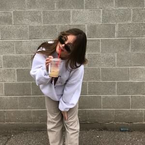 Meet your Posher, Annie